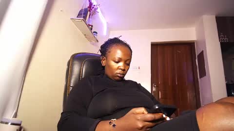 lulu_sparks1 online show from July 23, 7:28 am