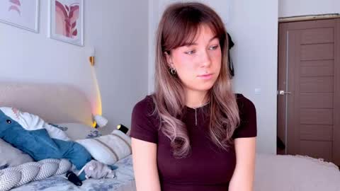 lulu berry online show from May 17, 2:21 am
