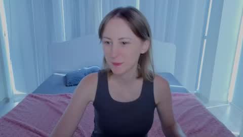 Lily online show from September 22, 10:52 am