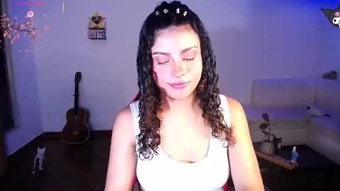 luluupeach69 online show from April 29, 4:17 am