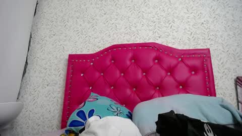 Luly online show from April 25, 4:36 am