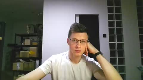 Andrew independent model 2000-0000 CET daily online show from August 1, 9:16 pm