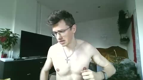 Andrew independent model 2000-0000 CET daily online show from June 26, 6:02 pm