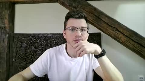 Andrew independent model 2000-0000 CET daily online show from April 25, 1:41 pm