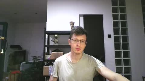 Andrew independent model 2000-0000 CET daily online show from July 13, 10:35 pm