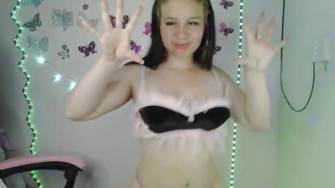 luna00bella online show from October 31, 10:43 pm