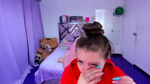 luna_analya online show from June 15, 6:11 pm