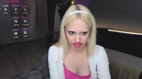 luna_beverly online show from July 24, 2:09 am