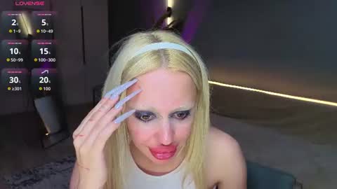luna_beverly online show from July 16, 10:11 pm