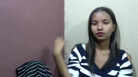 Laura online show from April 29, 4:06 am