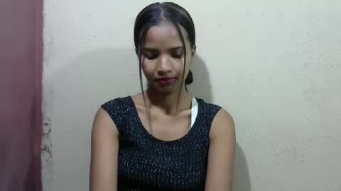 Laura online show from May 2, 3:45 am
