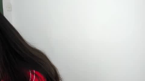 luna  online show from July 23, 11:19 am