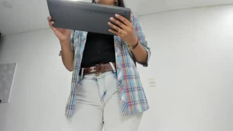 luna  online show from July 17, 11:23 am