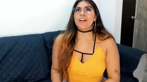 luna  online show from March 9, 10:08 pm