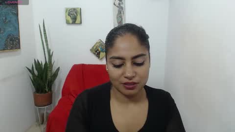 luna_fyre online show from March 13, 10:46 pm