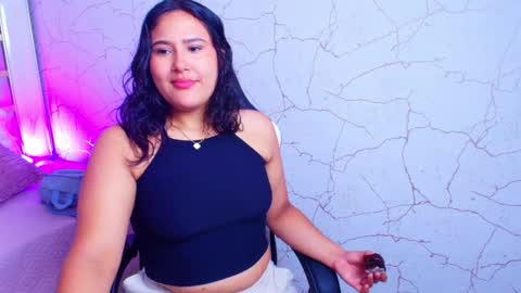 Luna  Jonez  online show from November 4, 11:11 am