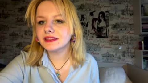 Luna online show from March 8, 6:23 pm