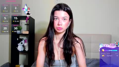 Hi everyone my name is Tina   online show from March 14, 6:39 am