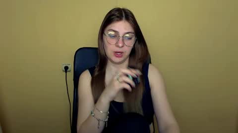 Luna online show from April 23, 8:00 am