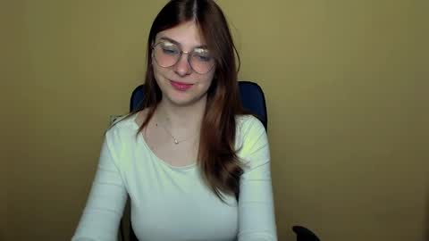 Luna online show from May 2, 8:42 am