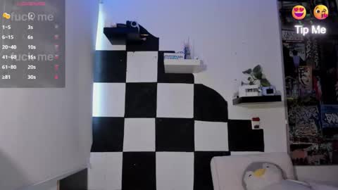 LUNA MCCOY online show from March 5, 10:30 pm