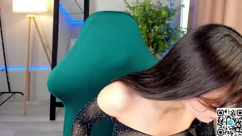 luna_mee online show from April 29, 2:38 am