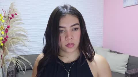 luna_rousse26 online show from May 20, 2:56 pm