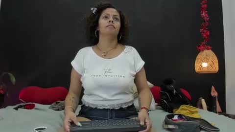 Luna online show from June 16, 8:57 pm