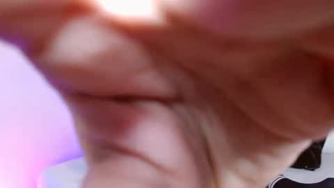 Luna Stanford online show from September 18, 2:15 am