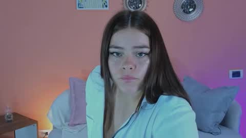 LUNA  online show from February 23, 2:19 pm