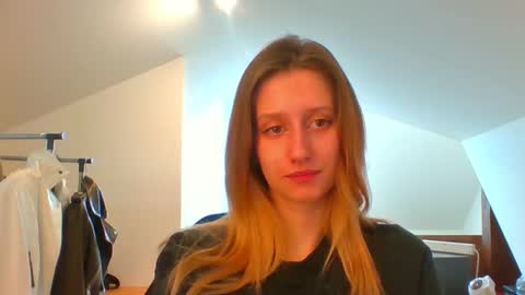 L U N A  online show from February 26, 8:06 am