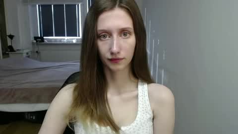 L U N A  online show from May 11, 5:25 am