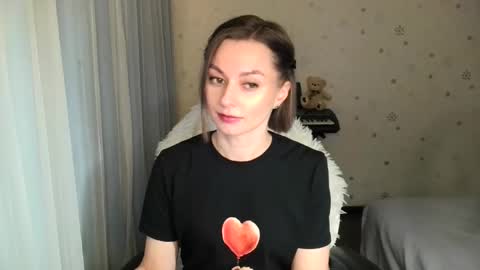 lunaa_bluee online show from December 16, 11:44 pm