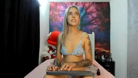 lunaa mayer online show from June 20, 3:13 am