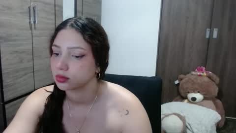 lunaa_sub online show from April 29, 9:19 pm