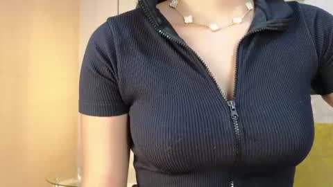 Luna Aspen online show from June 8, 12:17 pm