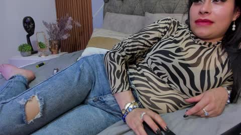 Luna  online show from December 20, 10:43 pm