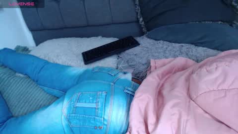 Luna  online show from January 18, 2:14 am