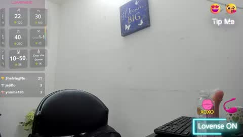 lunabrillante1972 online show from June 16, 10:41 am