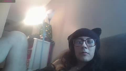 Freya online show from February 1, 8:16 pm