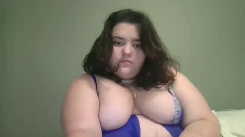 Snapshot of lunar_nightstar chatting on October 15, 9:04 pm lunar_nightstar online show from October 15, 9:04 pm