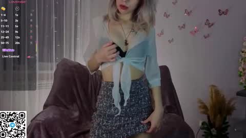 Kelly online show from February 9, 4:21 pm