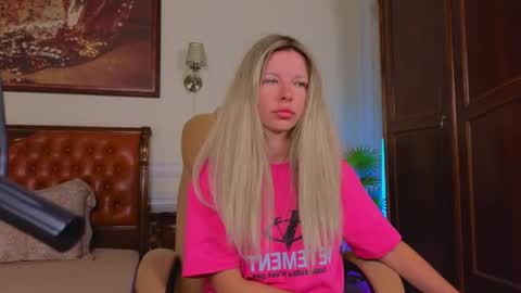 Luna Rishi online show from July 6, 6:21 am