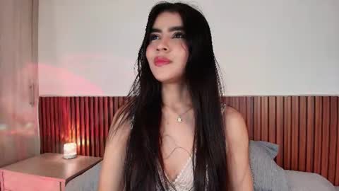 Luna Rousse online show from July 15, 3:12 am