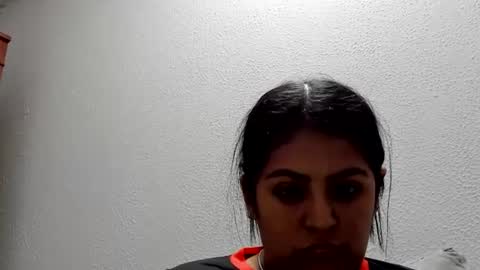 lunascarlet029 online show from July 7, 1:18 am