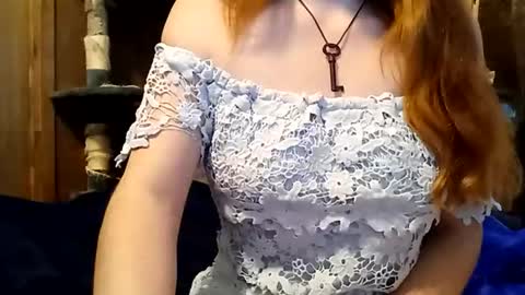 lunathepoet online show from July 11, 10:13 pm
