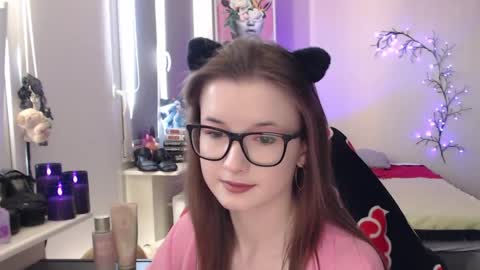 LunaXcherry online show from May 2, 11:38 am