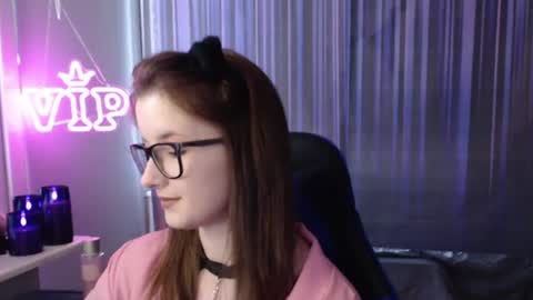 LunaXcherry online show from June 30, 5:23 pm