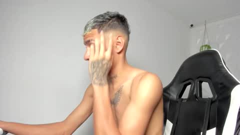 lunay_bigcock420 online show from March 18, 2:06 am