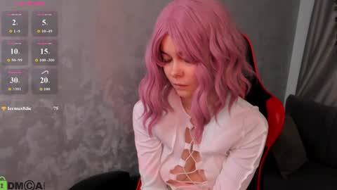 Lune FallenStar online show from July 28, 11:17 am